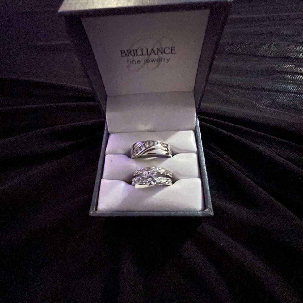 Cubic zirconia 14K Gold His & Hers Wedding band set.